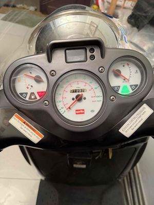 XE APRILIA 150cc đời 2012