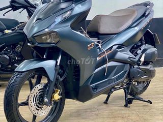 e cần bán honda airblade 150 ABS đời 2020