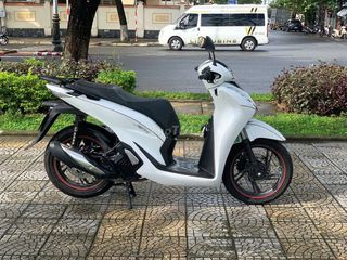 Honda sh 2023 mới chạy 1700km có trả góp trao đổi