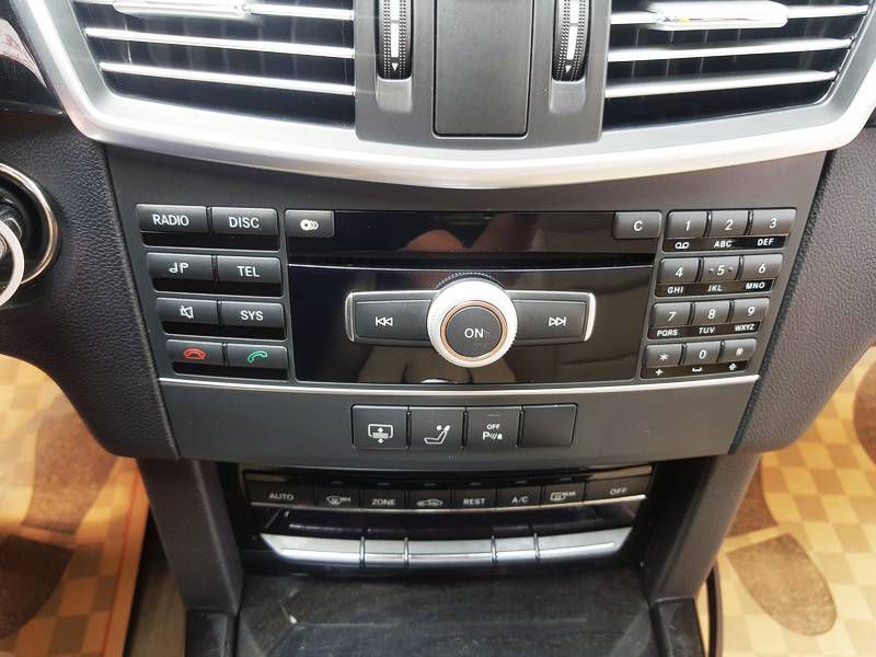 Ban Mercedes-Benz E250 E class 2011 cu Ha Noi