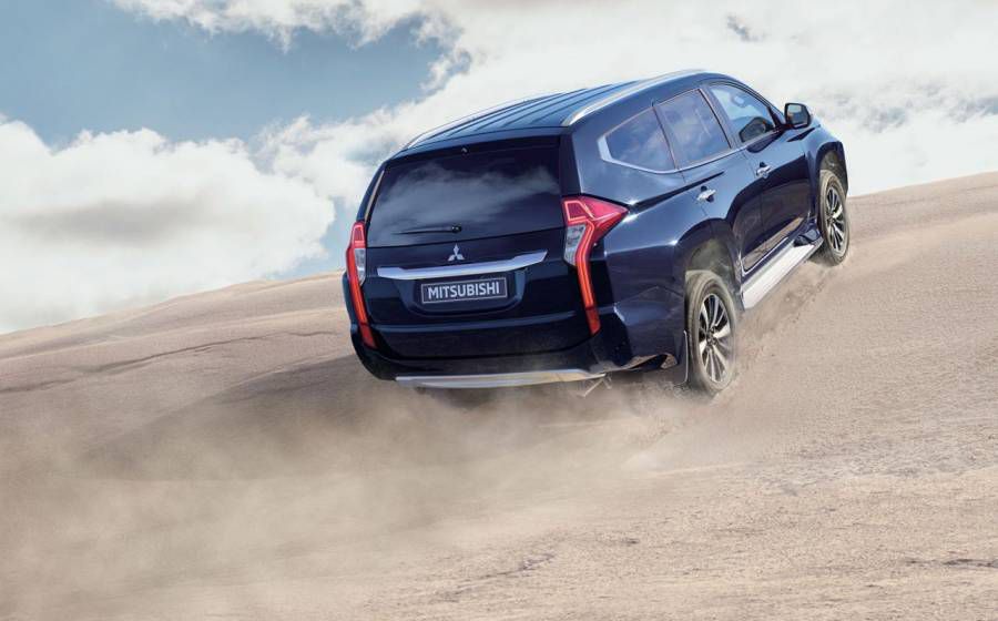 Ban Mitsubishi Pajero Sport GLS D2 MT 2019 moi Da Nang 0908 67 43 43