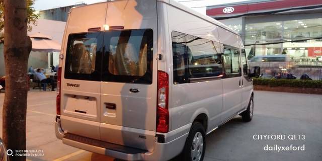 Ban Ford Transit City X 2.4L 2019 Tron goi lan banh, Full Bao hiem, PK kinh doanh
