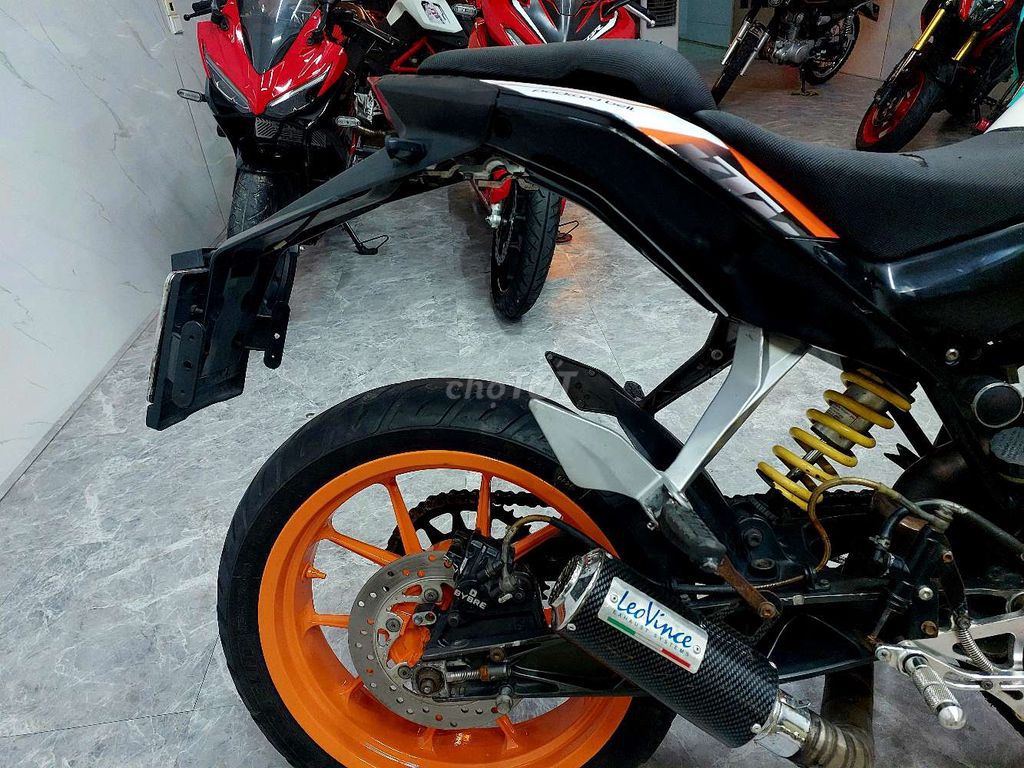 KTM Duke 200 date 2017