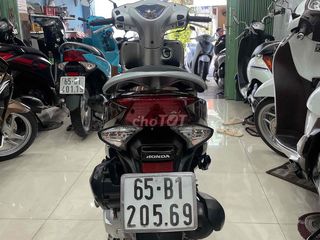 Honda Vision Fi ( cực đẹp ) BS : 65 Cần Thơ