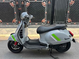 VespaGTS 300cc Xám Xi Măng— Xe Đẹp—Máy Zin Ngon