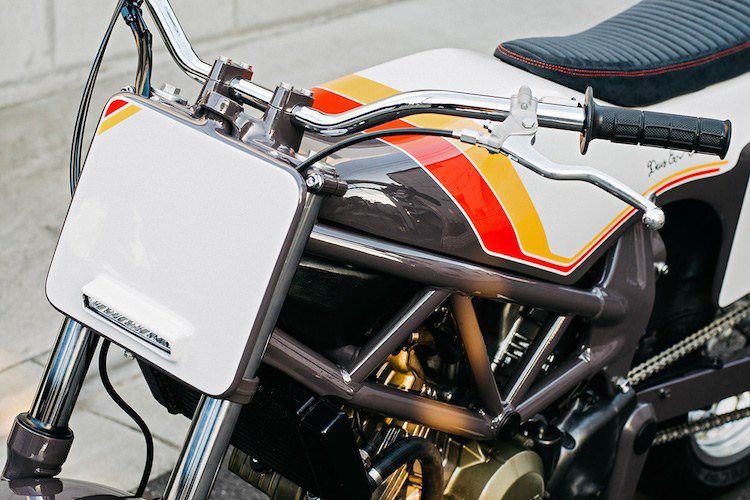 Naked-bike Honda VTR250 “lot xac” flat track cuc doc-Hinh-3