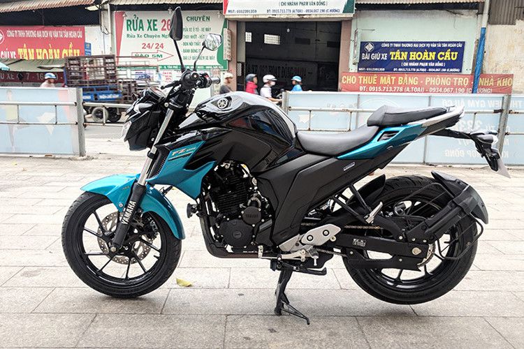 Can canh xe moto Yamaha FZ25 gia chi 80 trieu o Sai Gon