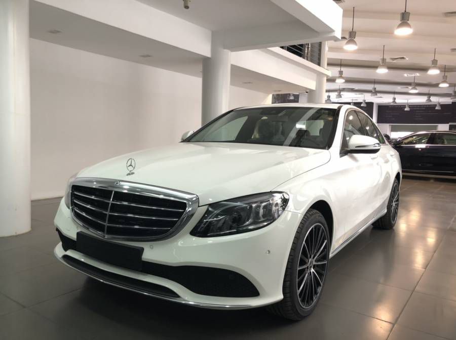 Ban Mercedes-Benz C200 exclusive 2019 Ho Tro Tra Gop Dang Ky Lai Thu Tai Nha