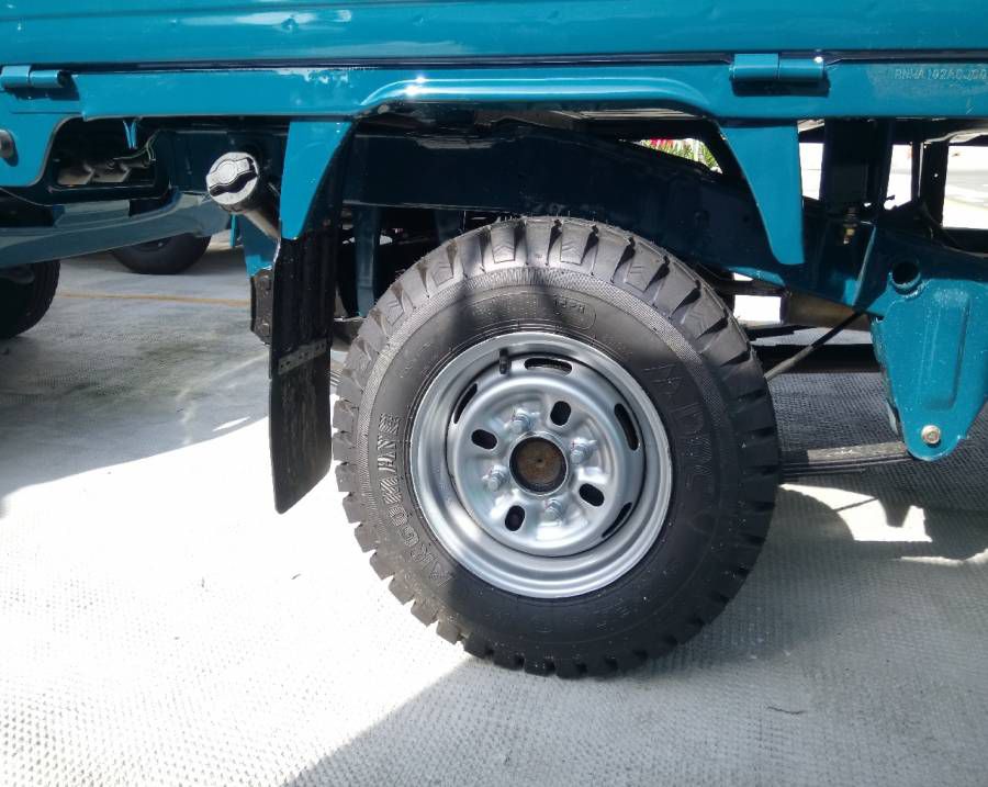 Xe tai 900 kg THACO TOWNER 800 mui bat doi 2018, giao nhanh