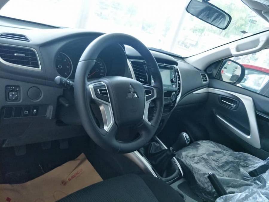 Ban Mitsubishi Pajero Sport So san may dau 2019 moi Da Nang 0908 67 4343