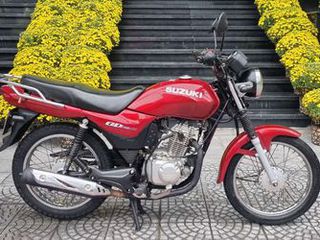 Suzuki GD moto tay côn màu đỏ