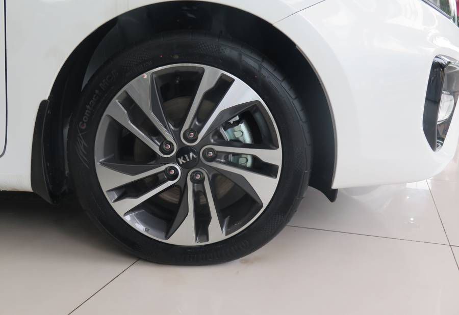 Kia Rondo 2019 -Bang Gia Thang 6 - Kia Cau Dien 0888.222.198