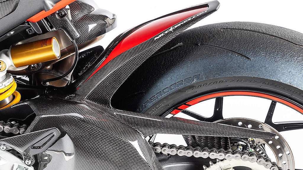 Ilmberger độ full vỏ carbon cho superbike Ducati Panigale V4 ảnh 7