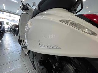 Vespa đèn vuông Lest 2 tầng