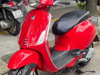 Vespa sprint 2018 iget zin êm chạy 21.000km