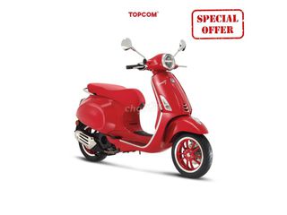 VESPA PRIMAVERA 125 RED CÙNG QUÀ TẶNG ĐỘC ĐÁO