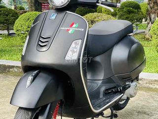 Vespa GTS đúng chất xe tiền nào của đó