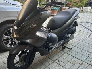 Dư xe cần bán bớt xe Pcx 125 nguyen zin chính chủ