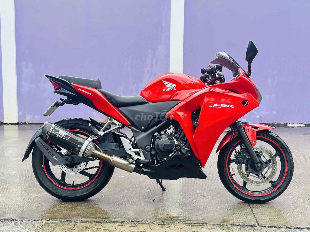 HONDA CBR250R ĐỎ