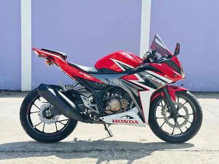 HONDA CBR150R ĐỎ TRẮNG ĐEN 2018