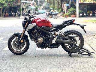 Cần bán Honda CB650R đklđ 2021