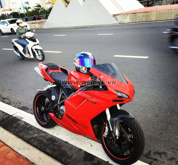 Can ban DUCATI Ducati 848 2010 mau do den trang o Da Nang gia lien he MSP #831918