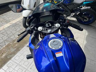 R15 V3 2022Đồng moto 2