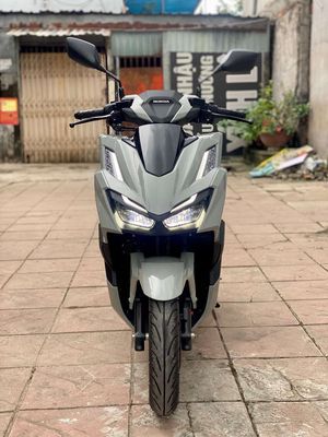 VARIO 160 ABS Xám Xi Măng như xe Mới lướt 2.900Km