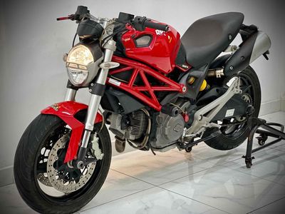 DUCATI MONSTER 795 ODO 11.000KM