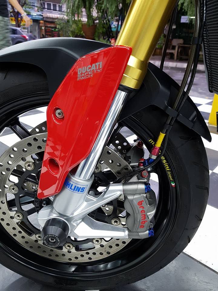 Ducati Hypermotard 939 do Sieu xe Da zi nang hoan hao cung trang bi Touring - 7