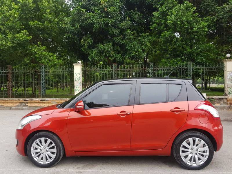 Ban Suzuki Swift 1.4AT 2016 cu Ha Noi