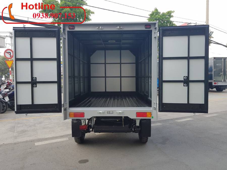 BAN XE TAI THACO TOWNER800-THUNG DAI 2,1M-TAI TRONG 900KG-PHU HOP DI CHUYEN NOI THANH