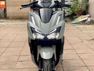 VARIO 160 ABS Xám Xi Măng như xe Mới lướt 2.900Km