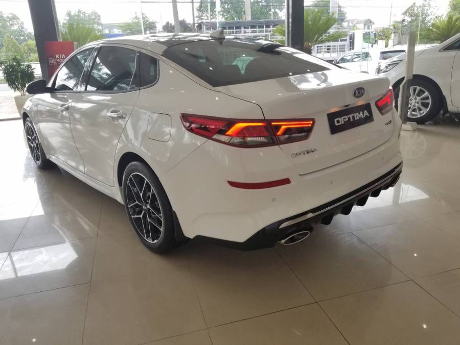 KIA OPTIMA PREMIUM (BAN CAO CAP NHAT OPTIMA) 2019 GIA TOT NHAT PHAN KHUC D -LIEN HE KIA BIEN HOA 08.6868.9191 DE DUOC HO TRO THEM NHIEU UU DAI TOT NHAT