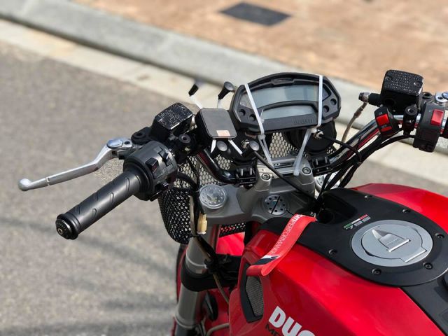 Ducati Monster custom Ba Gia Di Cho cuc thu vi tren dat Viet - 5