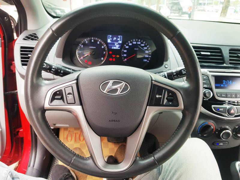 Ban Hyundai Accent Blue 2015 cu Ha Noi