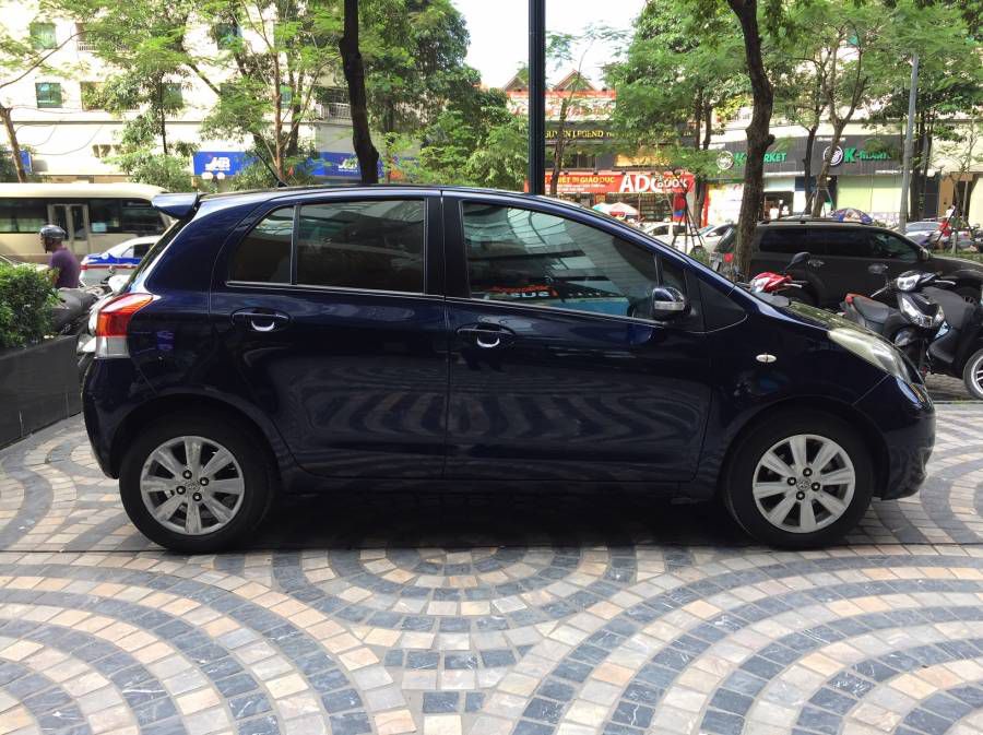 Ban Toyota Yaris 2009 1.5 AT