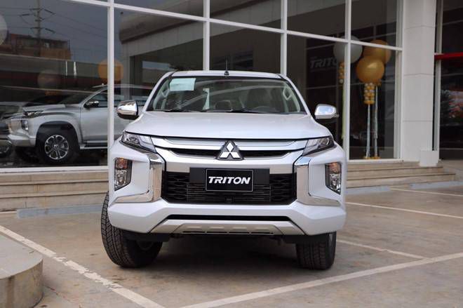 Ban Mitsubishi Triton GLS 4x2AT 2019 2019 moi Da Nang