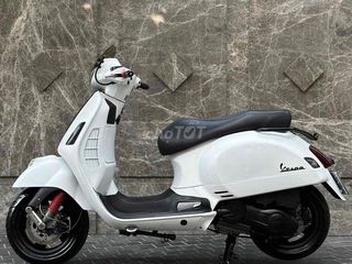 Vespa GTS 2015 trắng Sporty bs43 chính chủ