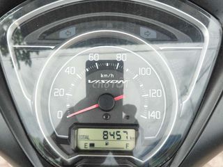 HONDA VISION 2024 ODO : 8457.KM