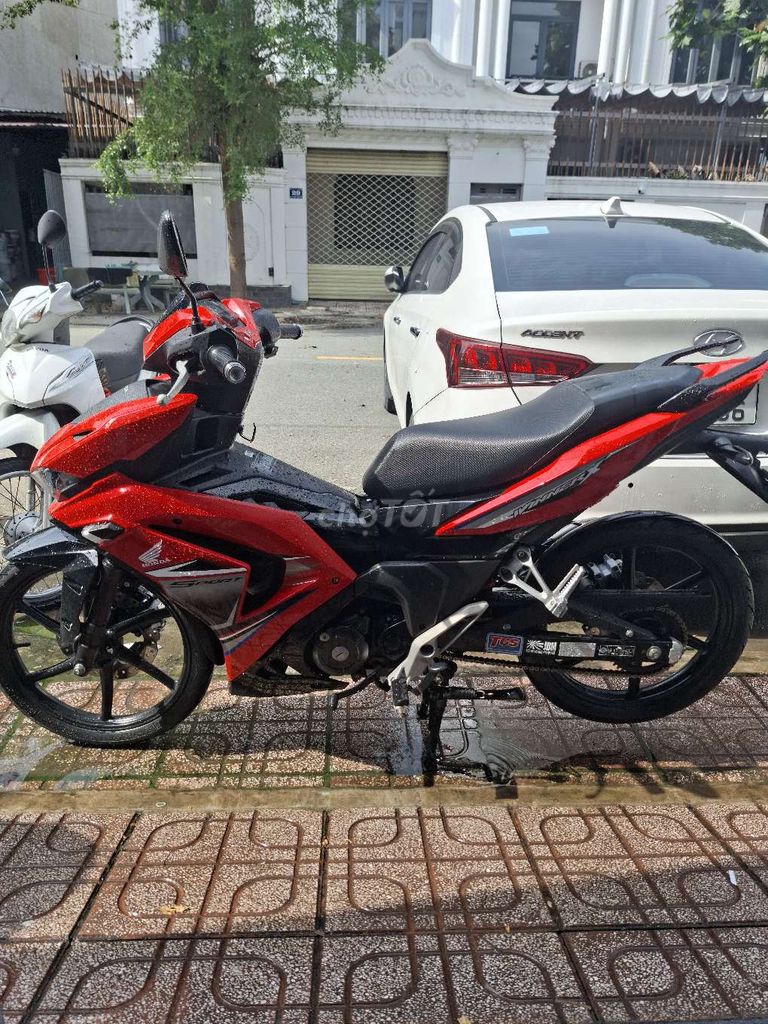 Cần bán xe Winner x  25000km 2023