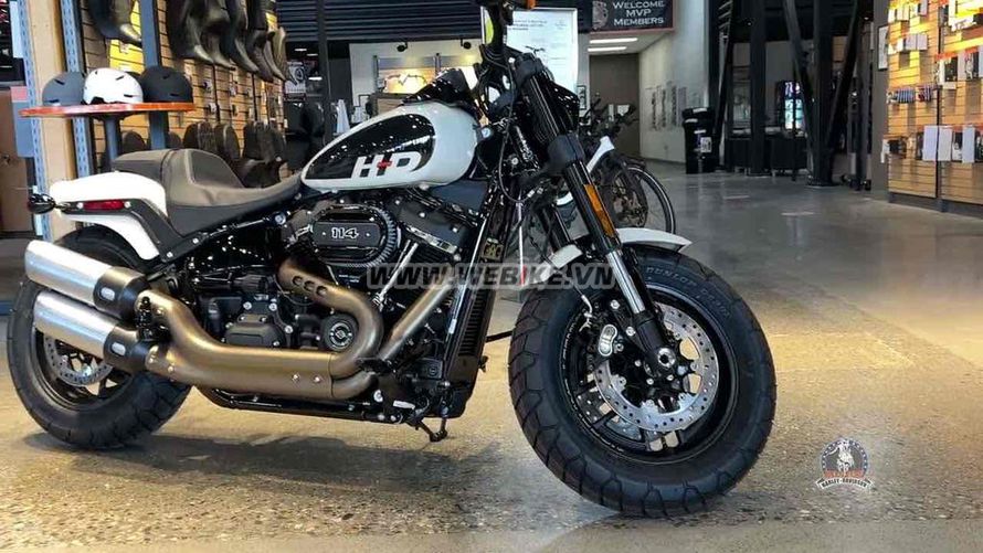 Harley-Davidson Fat Bob 2022 voi nhung phoi mau d o TPHCM gia 739tr MSP #2182467