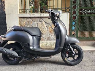 Xe giorno 50cc màu đen sần biển 29 dky 2022