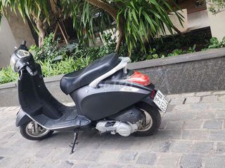 ở HN bán Piaggio Vespa 2022 màu đen nhám