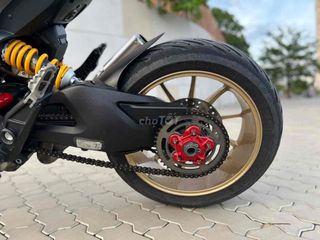 Cần Bán Ducati Hyper 821 2014