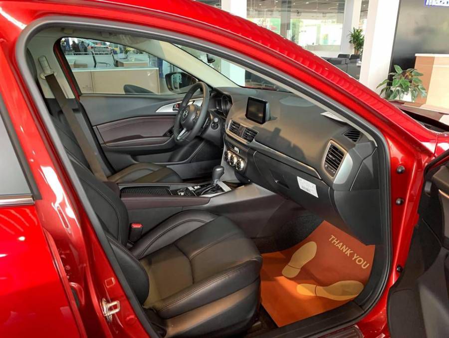 MAZDA 3 2019-MAZDA THAI BINH GIAM GIA CUC SOC,UU DAI LEN TOI 25 TRIEU.HOTLINE:0915.773.663