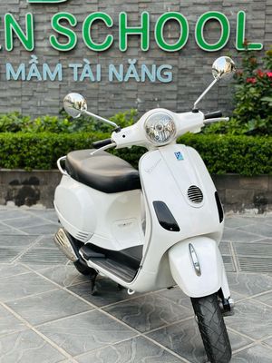 Piaggio Vespa 125ie tiết kiệm xăng biển 29