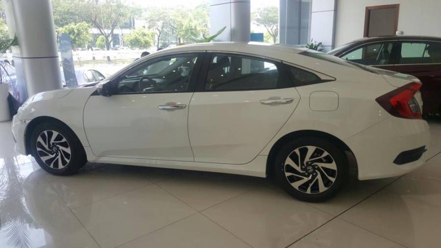 Honda Civic 1.8E New 2019 [Honda O To Binh Duong] - [Co Xe Giao Ngay] - [Gia Tot Nhat Binh Duong]