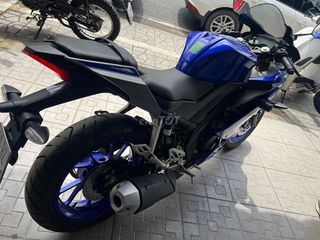 R15 V3 2022Đồng moto 2