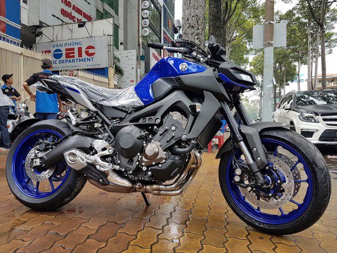 "Soi" moto Yamaha MT-09 2017 gia 350 trieu tai Sai Gon